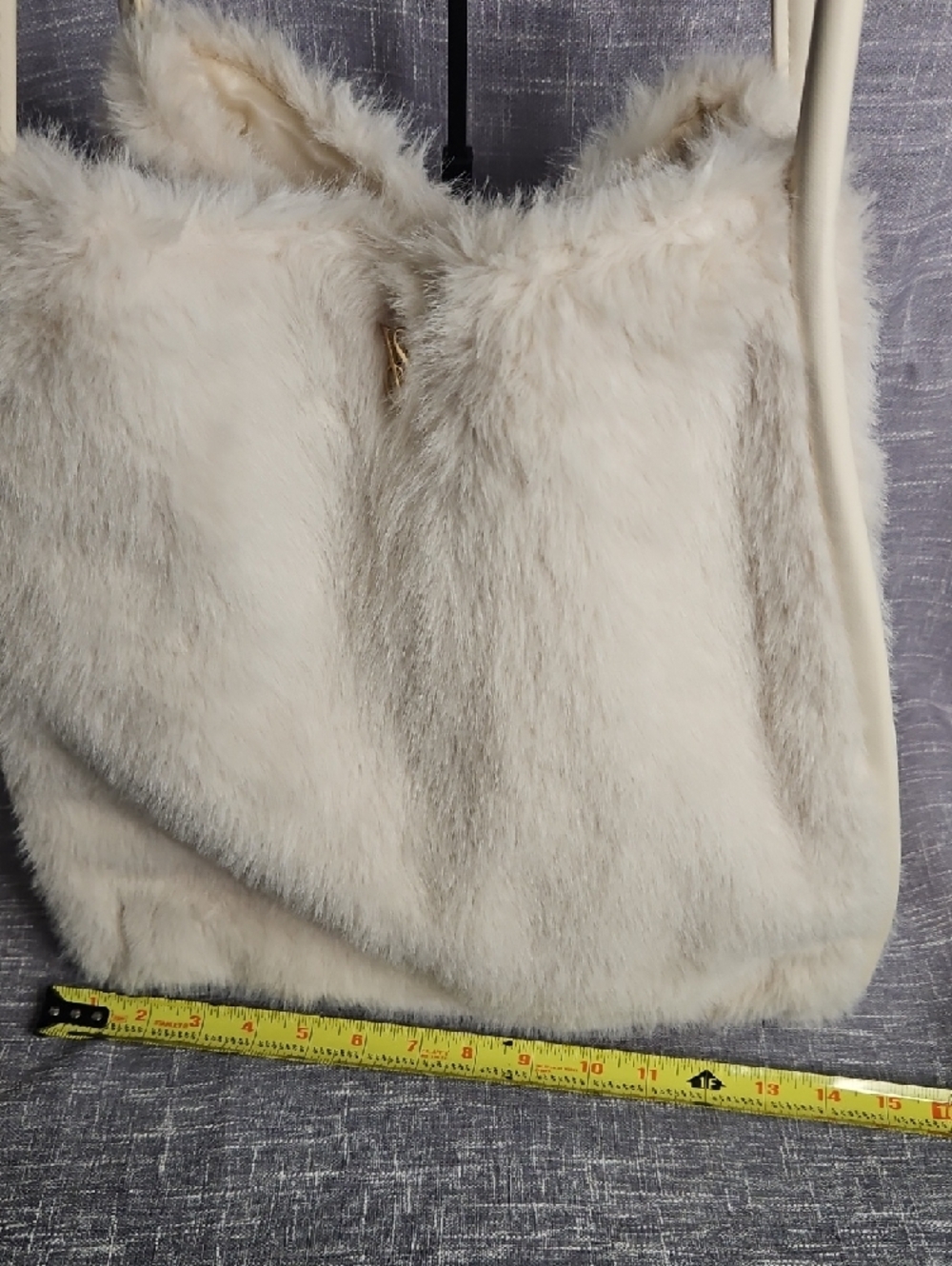 Victoria's Secret Cream Faux Fur Shoulder Tote - Picture 4 of 8